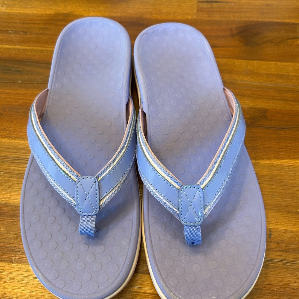 Vionic Tide II Flip Flops